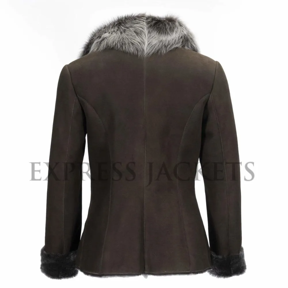 shearling-women-grey-jacket.webp