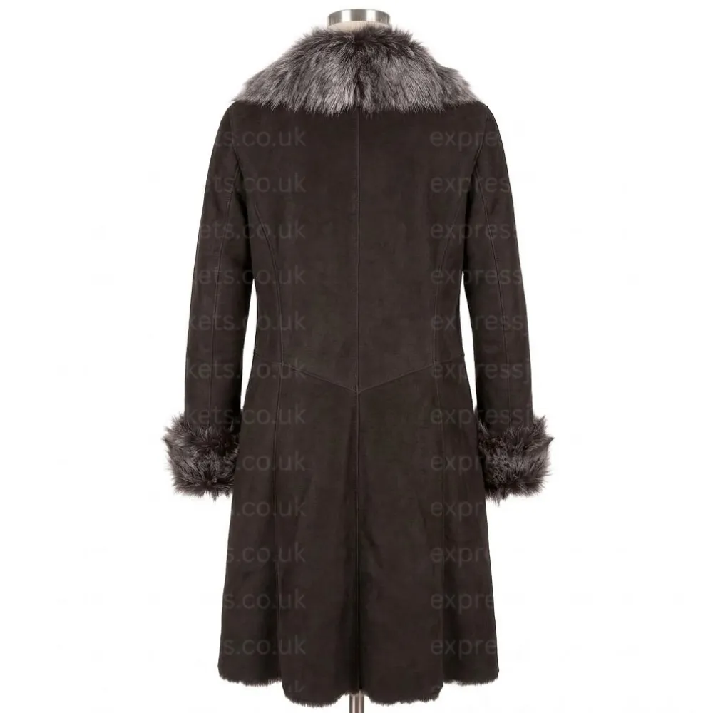 women-shearling-fur-coat.webp