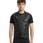 chris-hemsworth-vest.webp