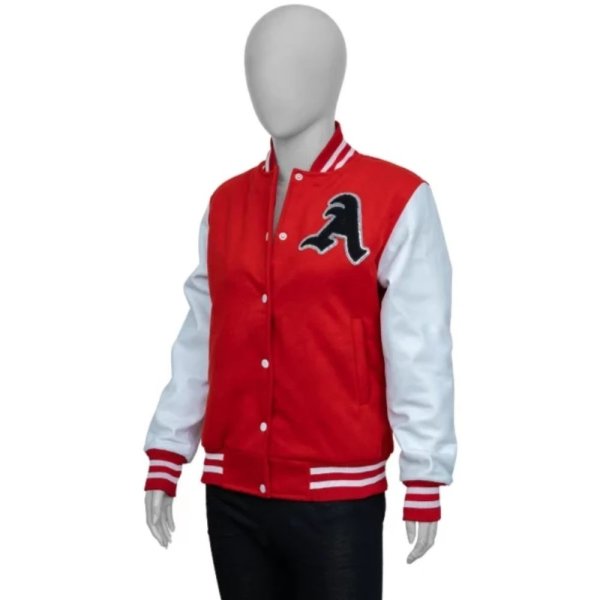 taylor-swift-22-concert-letterman-jacket