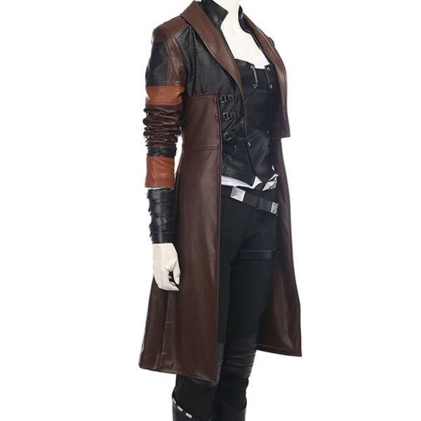 zoe-saldana-gamora-coat