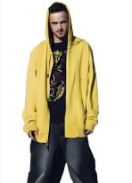 breaking-bad-jesse-yellow-hoodie.jpg