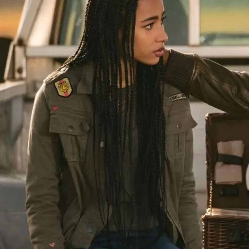 natalie-irons-superman-lois-jacket natalie-irons-superman-lois-jacket.webp