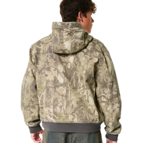 hollister-camo-hooded-jacket.webp