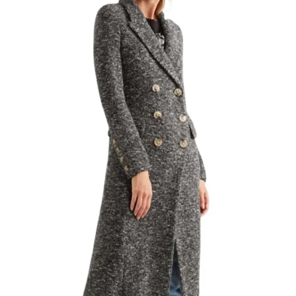you-s02-guinevere-beck-coat.webp