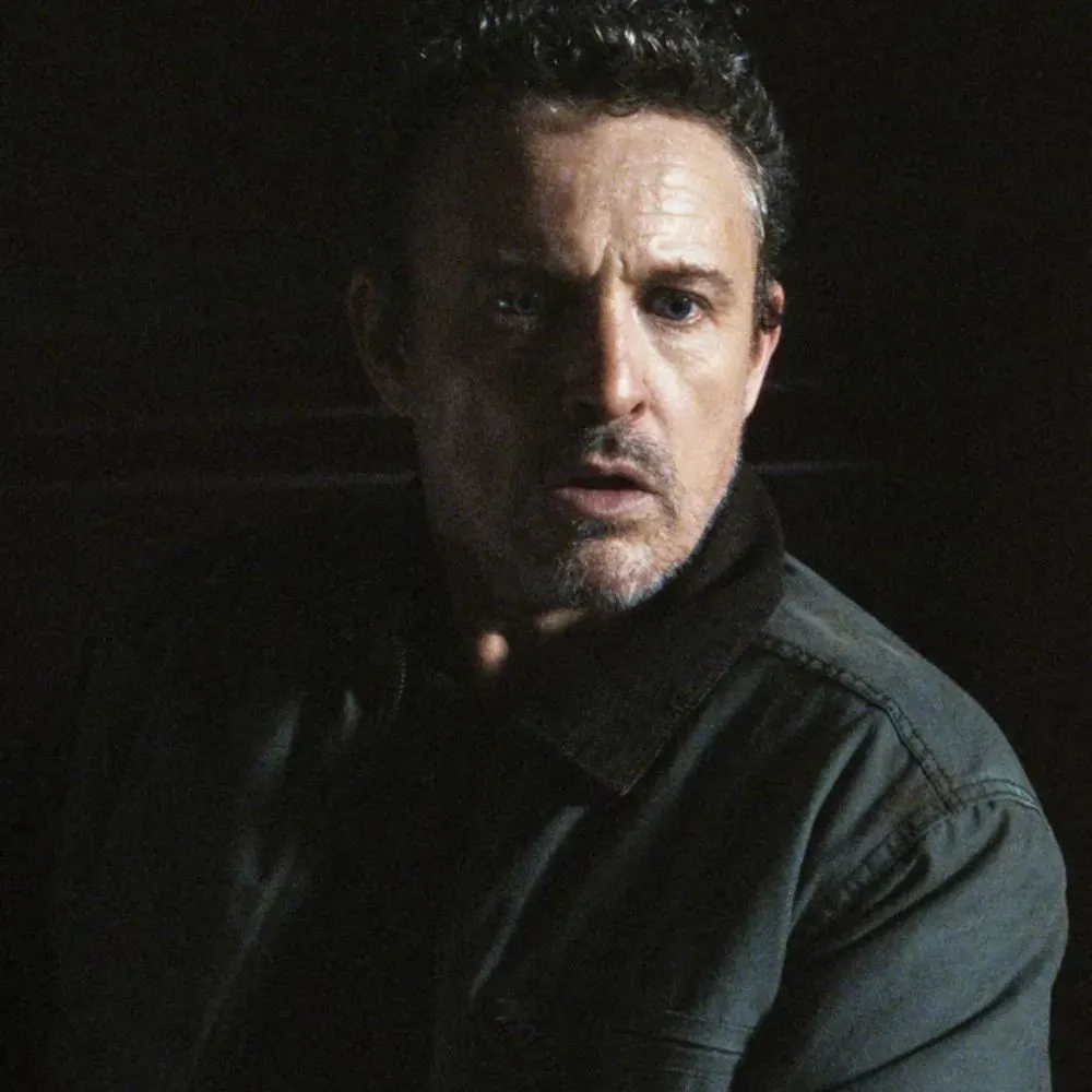 david-lyons-beast-in-me-s01-jacket.webp