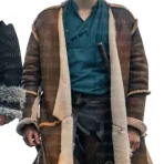 rand-al-thor-brown-coat.webp