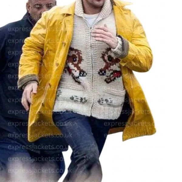 ryan-gosling-yellow-coat.webp