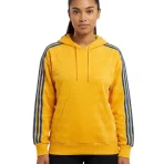 rue-bennett-yellow-hoodie.webp