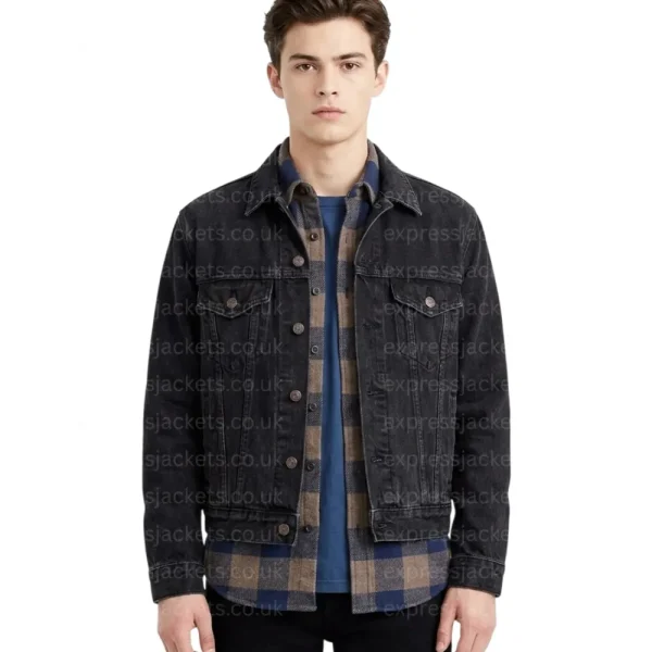 charlie-heaton-jacket.webp