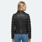 yellowstone-s4-black-jacket.webp